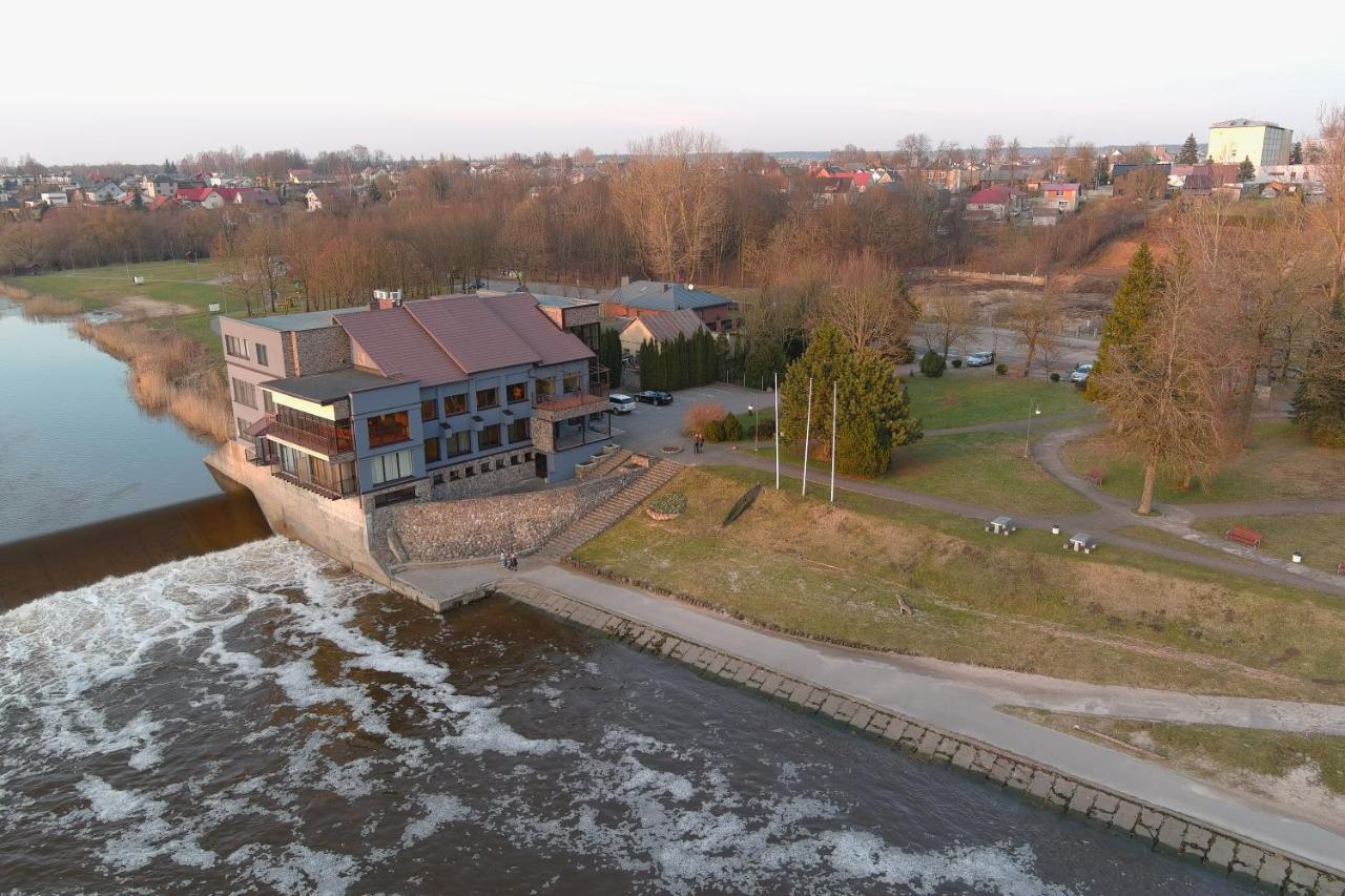 Hotel Viesbutis Banga Tauragė Esterno foto