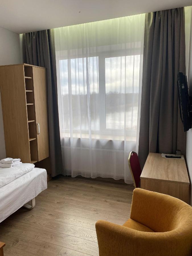 Hotel Viesbutis Banga Tauragė Esterno foto
