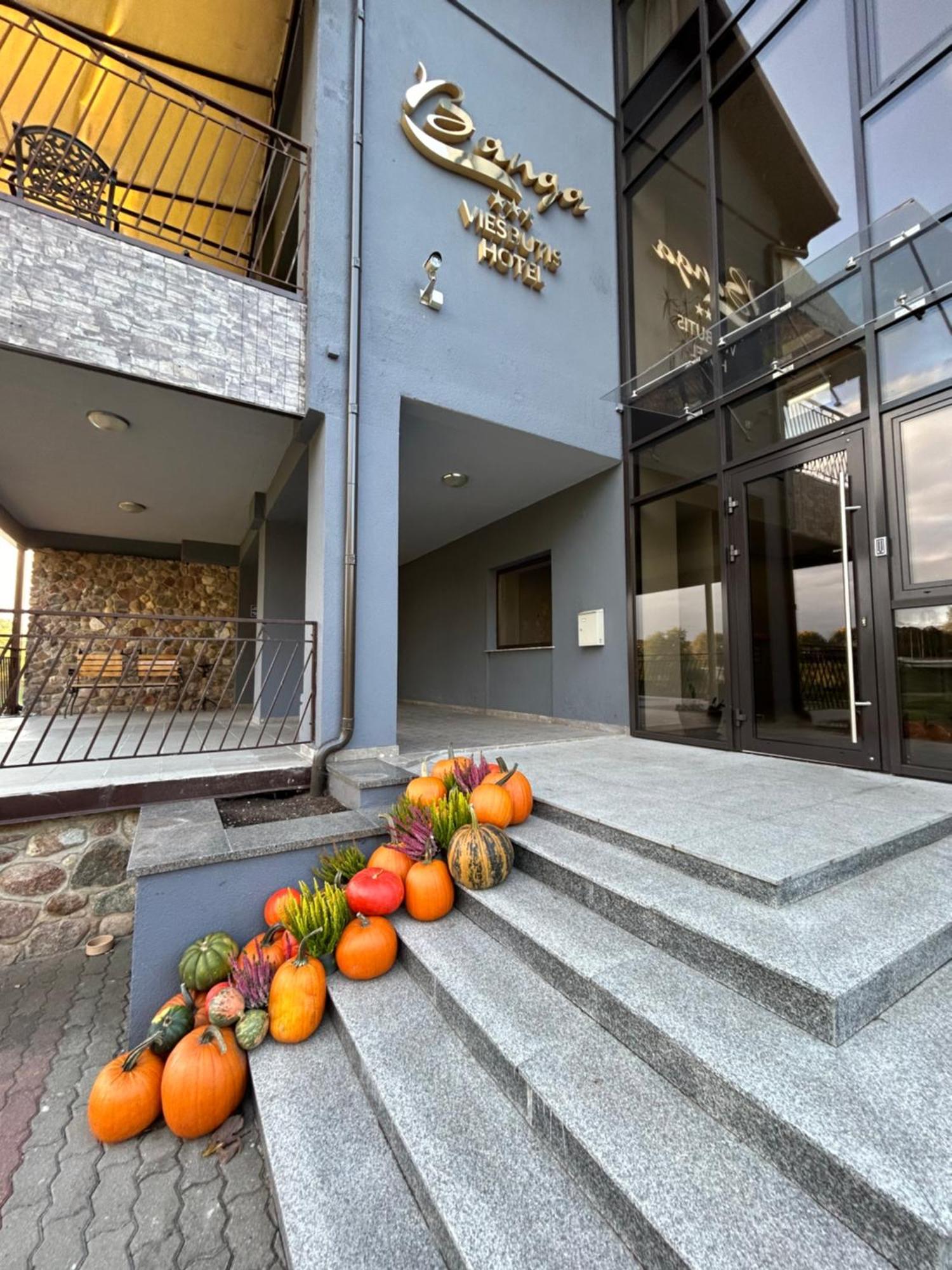 Hotel Viesbutis Banga Tauragė Esterno foto