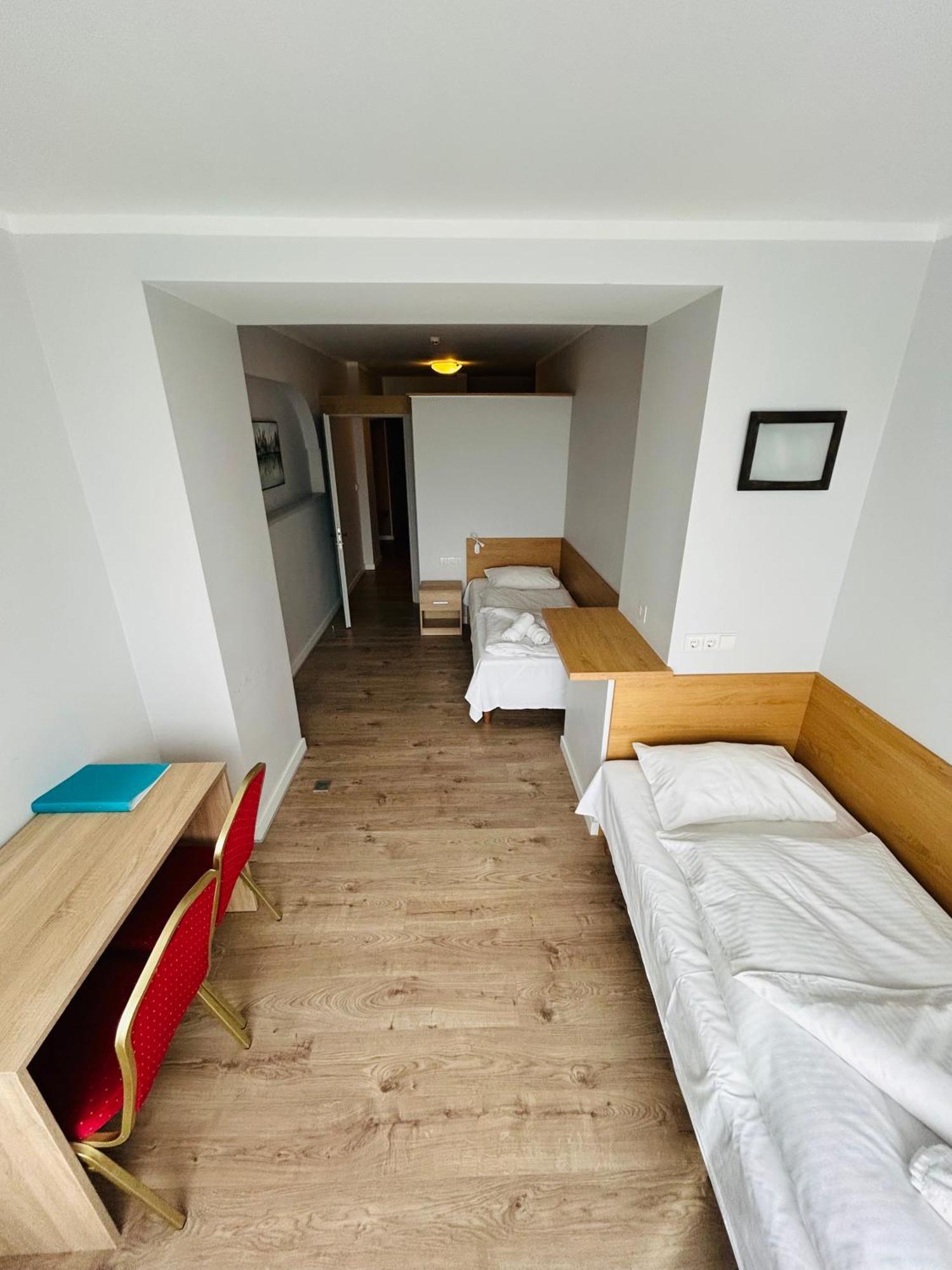 Hotel Viesbutis Banga Tauragė Esterno foto